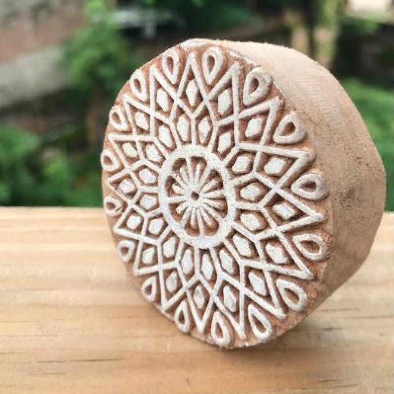 Round Mandala Wooden Block Stamp – Hand Carved Geometric Floral Printing Stamp for Fabric, Clay & Paper Crafts