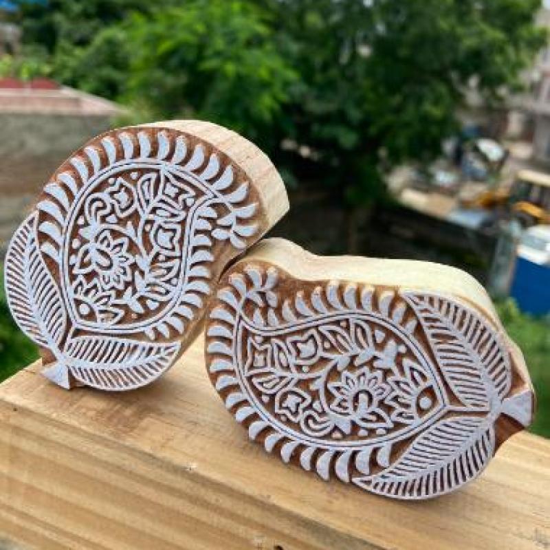 Paisley Floral Handcraft Wooden Block Print Stamp – Pack of 2 Handcrafted Wooden Sheesham Block Stamp Fabric Stamp Tool